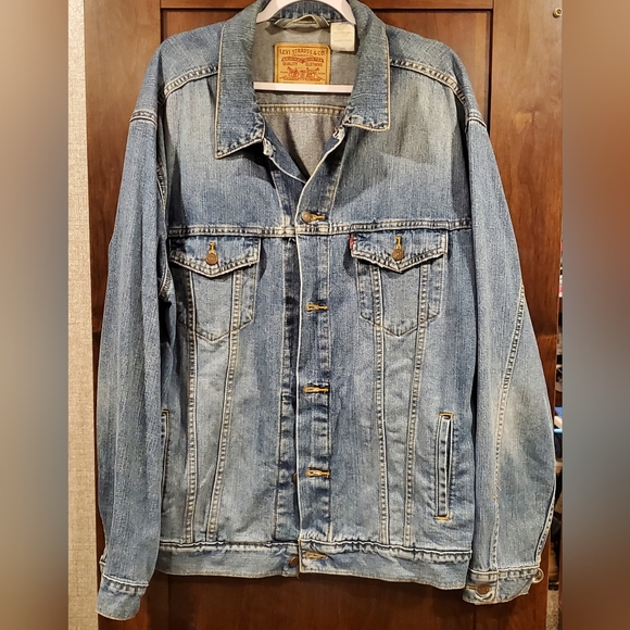 Mens XXL Levi's Denim Trucker Jacket